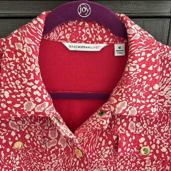 Beautiful red and white size M Isaac Mizrahi Live jacket with gold buttons - Picture 8 of 8